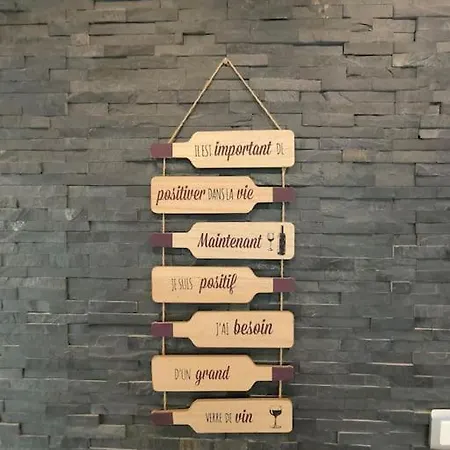 Bel Appartement-foire Expo-4 Pers-parking Gratuit Apartmán *