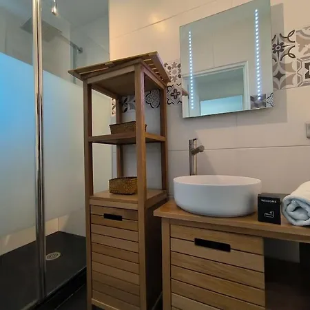 Apartment Bel Appartement-foire Expo-4 Pers-parking Gratuit *